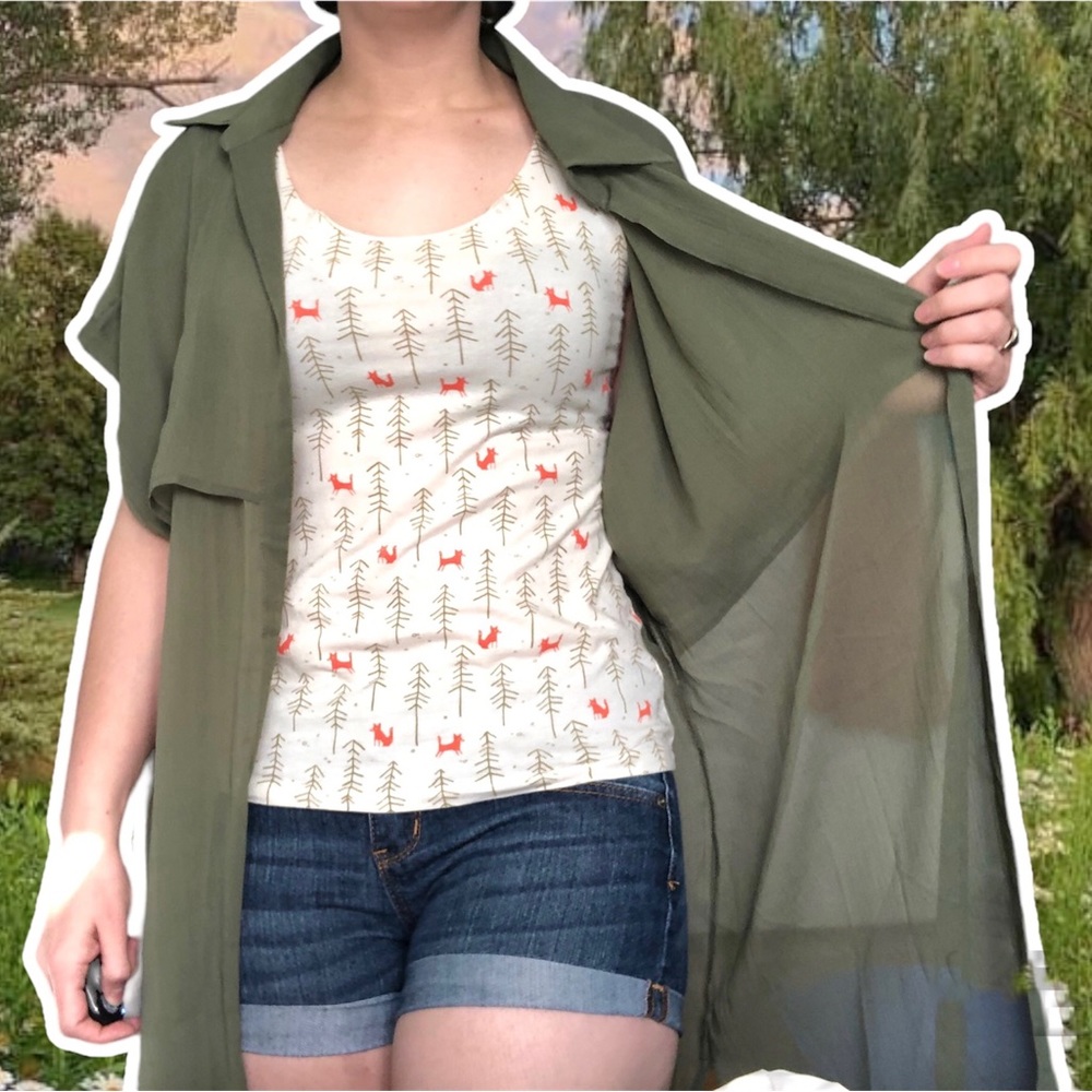 Retired Threadless Woods Dweller Cream Girly Boat Neck Small Tank with Fox Print